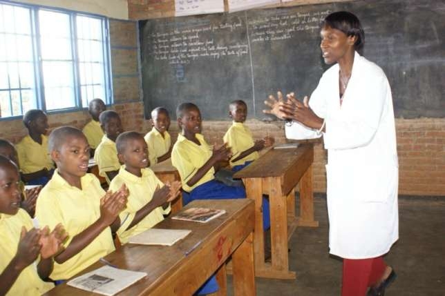 Only qualified teachers will be allowed in classrooms from 2021 - FG