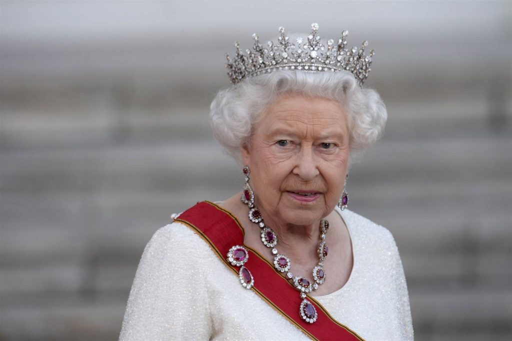 Breaking: Queen Elizabeth grants royal assent to Brexit legislation