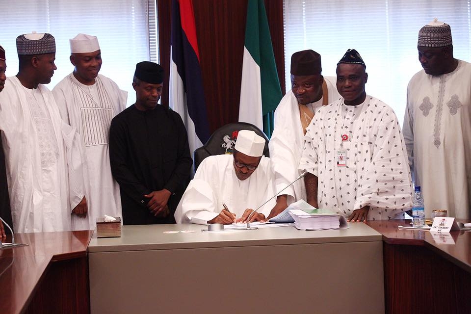 ImageFile: Economic crisis: Nigeria vows to implement NERGP, sets up DU
