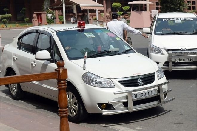 ImageFile: India stops VIPs from using red sirens