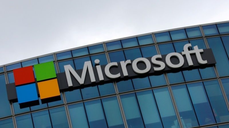 Microsoft edges Amazon to land Pentagon’s $10b cloud computing contract