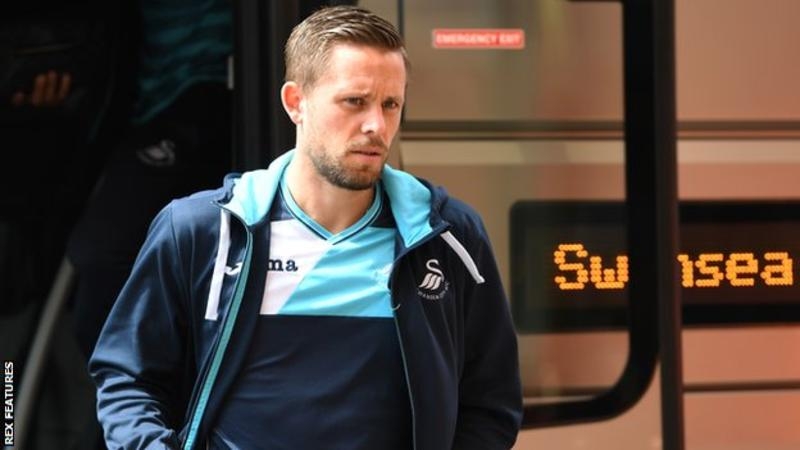 Swansea must re-invest if Gylfi Sigurdsson leavesthe Club- Leon Britton