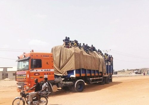 COVID-19: Niger SSG turns back trailer load of people from Lagos
