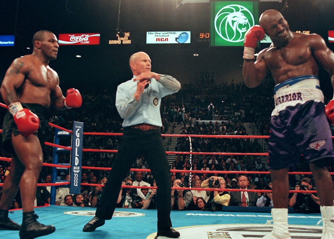 Mike Tyson returns to boxing ring in September after 15 years in retirement