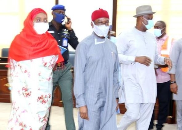 Buhari commiserates with victims, sends delegation to Delta over Ogbeogonogo fire disaster