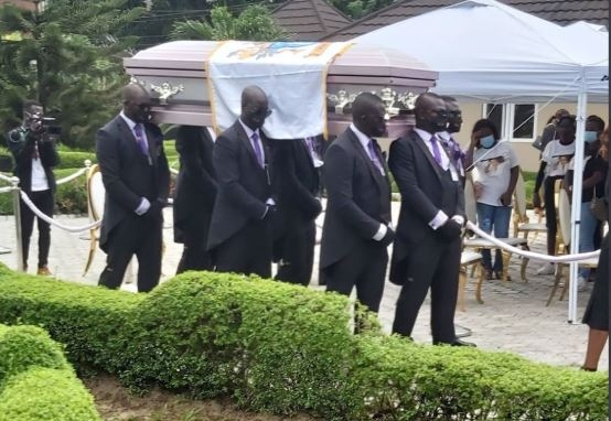 Photos/Video: Tears, tributes as Nigerians bid Ibidun Ighodalo farewell