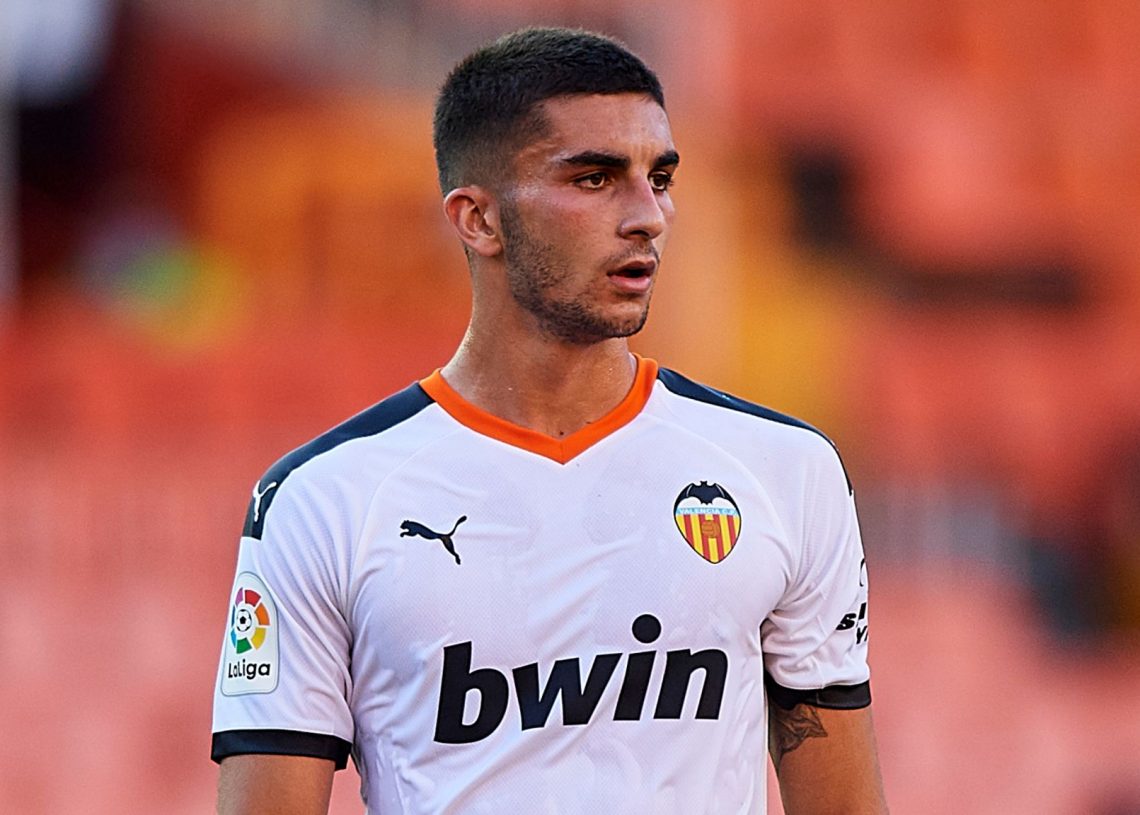 Manchester City sign Valencia winger on 5-year deal
