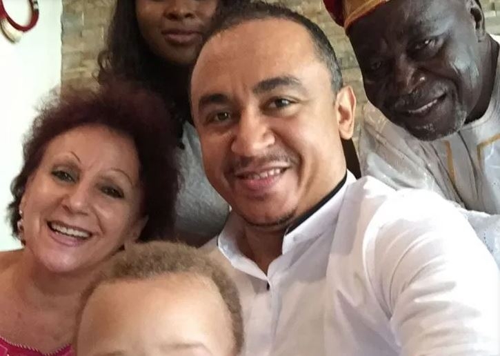 Daddy Freeze counters Pastor Ibiyeomie, releases pictures of father, mother, wife, kids