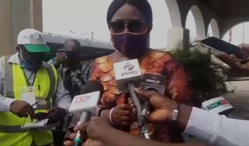 #OndoDecides2020: Akeredolu's wife speaks on sustaining injury at polling centre