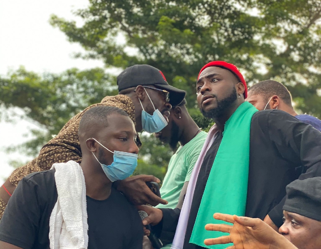Chaos in Abuja as Davido leads #EndSARSProtest to police headquarters