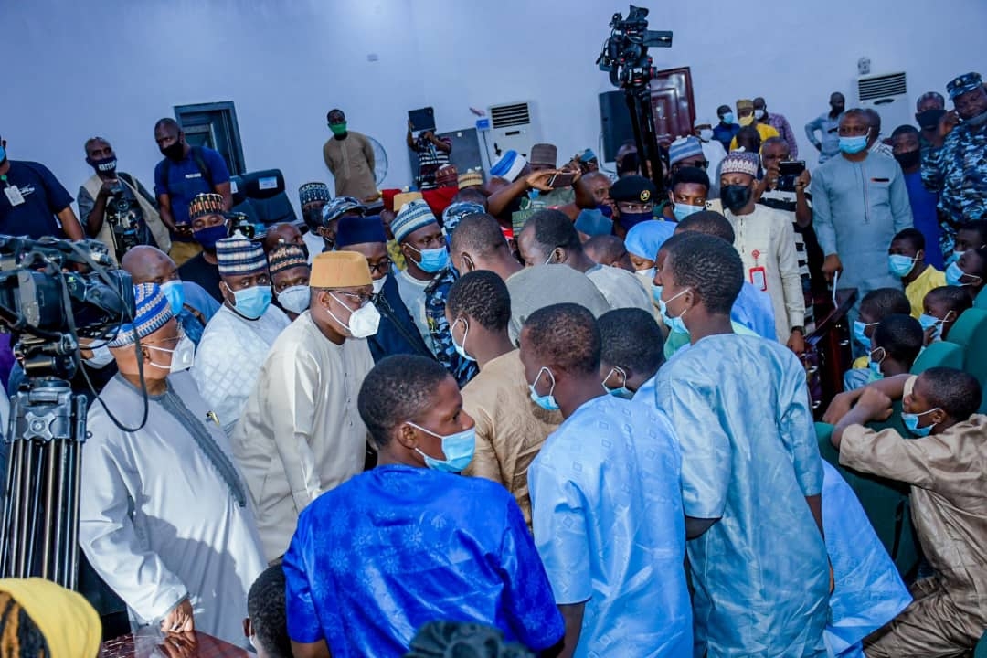 Photos: Niger Governor receives freed Kagara students in Minna, keeps mum on rescue modalities
