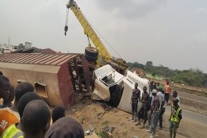 BREAKING: Confusion as Truck Kills Pedestrians on Lagos-Ibadan Expressway [PHOTOS]