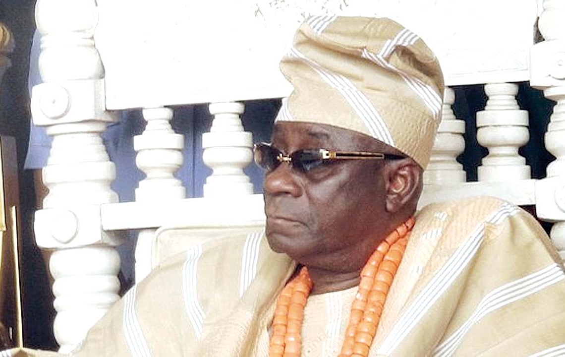 #EndSARS: Oba of Lagos recounts losses, says hoodlums carted away $2m, N17m from palace