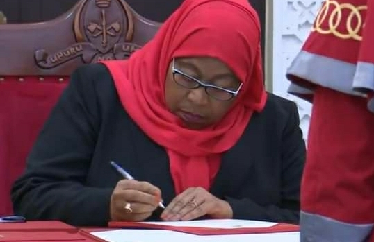 BREAKING: Tanzania's first female president sworn in