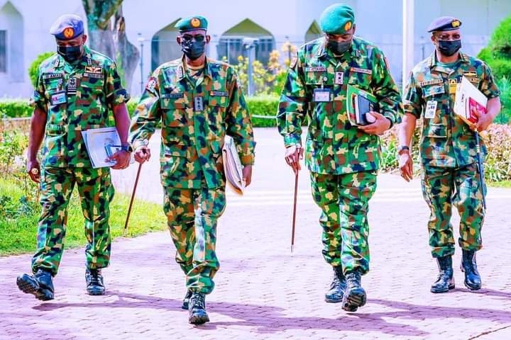Again, Buhari summons security chiefs, others over security challenges