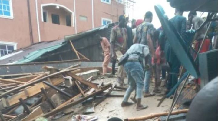 Just In: 1 person rescued, 1 dead in Lagos building collapse