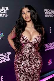 Cardi B gets her first face tattoo (VIDEO)