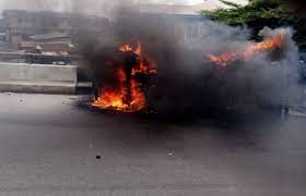 LAGOS BUS ACCIDENT: Seven burnt to death