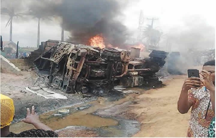 OGUN: 10 houses, two churches and eight shops razed as fuel tanker explodes