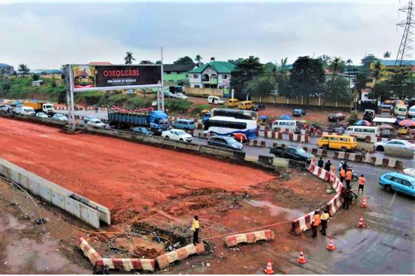 LASG announces traffic diversion, as FG commence repairs along Berger-OPIC axis tomorrow (PHOTO)