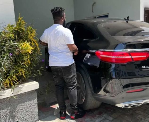 How Sabinus allegedly engages his girlfriend before crashing his N40m Mercedes Benz GLE SUV