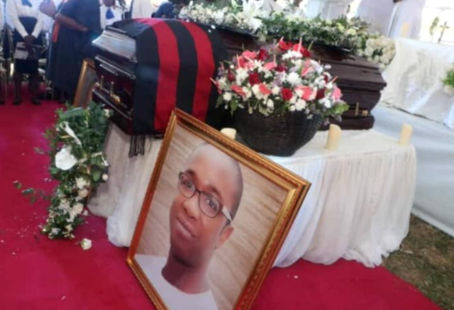 David Mark buries son amidst tears in Otukpo