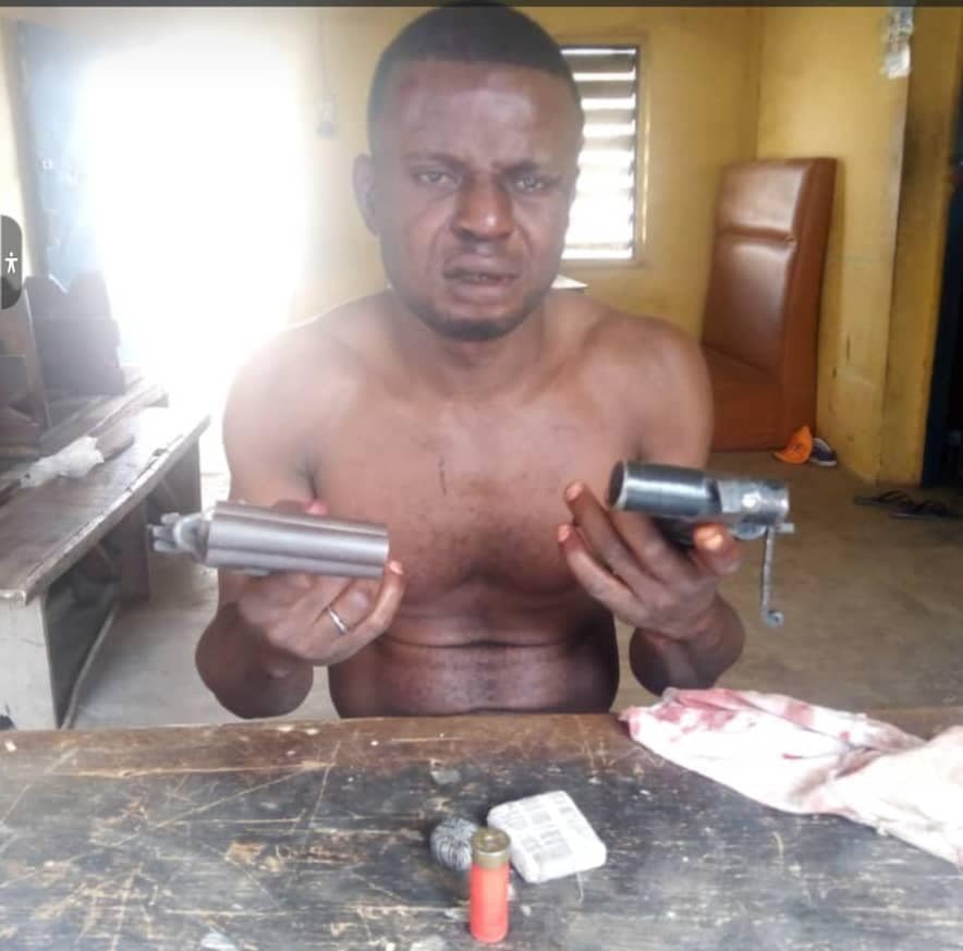 Kwara ex-convict caught with charms, pistols at Kwara rally