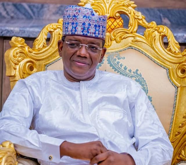 "Arrest persons rejecting old naira"- Zamfara gov orders security agents