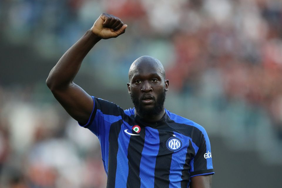 ROME, ITALY - MAY 06: Romelu Lukaku of FC Internazionale celebrates after scoring the team's second goal during the Serie A match between AS Roma and FC Internazionale at Stadio Olimpico on May 06, 2023 in Rome, Italy. (Photo by Paolo Bruno/Getty Images)