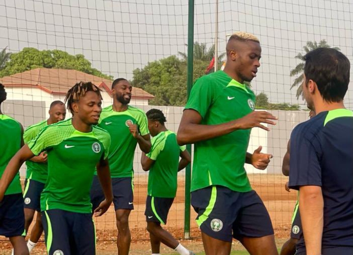 BREAKING: Victor Osimhen arrives in Bouaké, joins Super Eagles in training