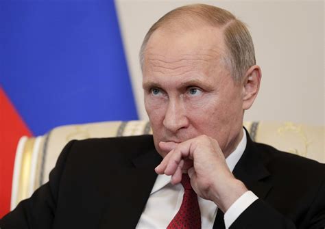 Vladimir Putin takes oath as Russia President for the fifth time