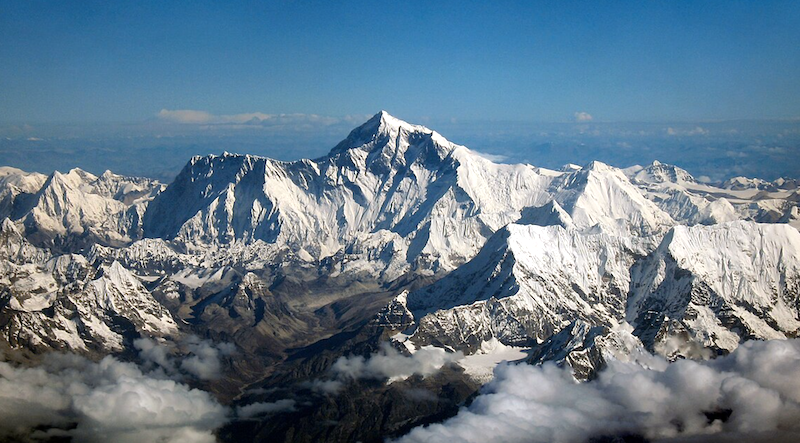 Army retrieves four bodies from Mount Everest